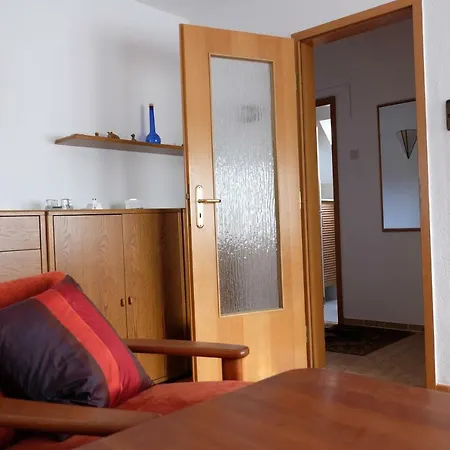 Am Stadtpark Apartment *